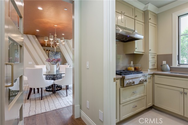 235 Santa Rosa Road, Arcadia CA: https://media.crmls.org/medias/2f2382a0-4837-42a9-a983-a7a7b143a985.jpg