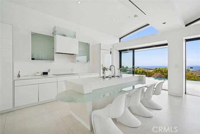 Detail Gallery Image 12 of 62 For 4607 Perham, Corona Del Mar,  CA 92625 - 4 Beds | 6/1 Baths