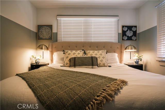 265 N Mar Vista Avenue, Pasadena CA: https://media.crmls.org/medias/2f2557f7-24ad-4a64-b4d1-0d70ee2f4170.jpg