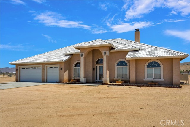 21777 Poppy Road, Apple Valley CA: https://media.crmls.org/medias/2f25803a-1f84-42fc-935e-77c20138e778.jpg