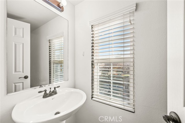 Detail Gallery Image 10 of 47 For 31210 Strawberry Tree, Temecula,  CA 92592 - 3 Beds | 2/1 Baths