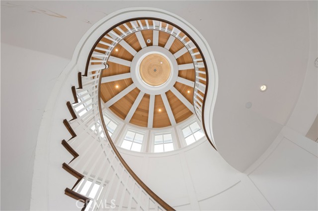 Detail Gallery Image 19 of 74 For 35167 Beach Road, Dana Point,  CA 92624 - 5 Beds | 4/1 Baths