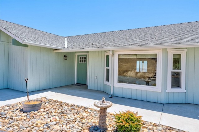 Detail Gallery Image 4 of 51 For 30043 Longview Ln, Coarsegold,  CA 93614 - 3 Beds | 2 Baths