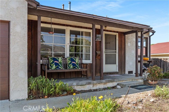 2606 Ralston Lane, Redondo Beach CA: https://media.crmls.org/medias/2f27b7cc-42e4-4b42-bec0-c141a75b52b1.jpg