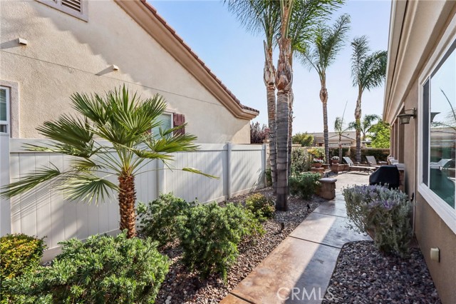 5177 Paseo Callado, Hemet CA: https://media.crmls.org/medias/2f280e94-38c6-4134-ba77-bf18b57f2fc5.jpg