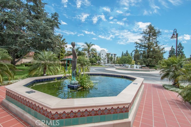 925 Ave Majorca, Laguna Woods CA: https://media.crmls.org/medias/2f2943bd-6137-4849-8c2f-e83d2f15b8fb.jpg