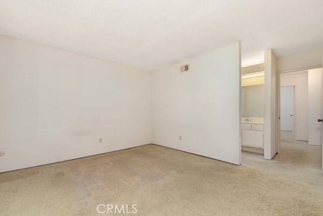 Detail Gallery Image 15 of 26 For 2740 Whitney St, San Diego,  CA 92111 - 3 Beds | 2 Baths