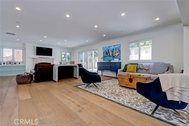 2615 Valley Drive, Manhattan Beach, California 90266, 5 Bedrooms Bedrooms, ,4 BathroomsBathrooms,Residential,Sold,Valley,SB22170134