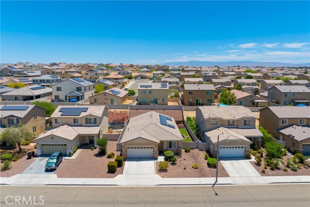16767 Desert Lily Street, Victorville CA: https://media.crmls.org/medias/2f2a35fc-90f5-4887-9614-45ea1fe834eb.jpg