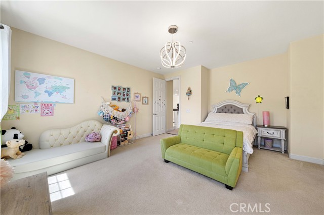 Image 50 of 75 For 1147 Sandra  