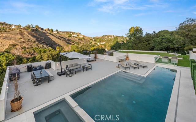 158 Bell Canyon Road, Bell Canyon CA: https://media.crmls.org/medias/2f2ae047-6158-4e10-a8c4-852215dba2eb.jpg