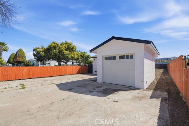 Detail Gallery Image 6 of 45 For 910 E 107th St, Los Angeles,  CA 90002 - 2 Beds | 1 Baths