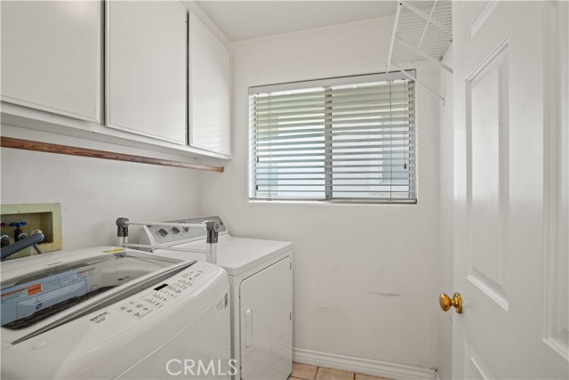 26012 Franklin Lane, Stevenson Ranch CA: https://media.crmls.org/medias/2f2b8d10-b0f0-4188-83db-89502bb63817.jpg