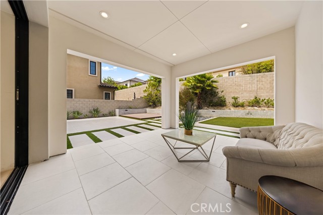 53 Eider Run, Irvine CA: https://media.crmls.org/medias/2f2bd968-d2ca-4577-983e-bfaff21fda83.jpg