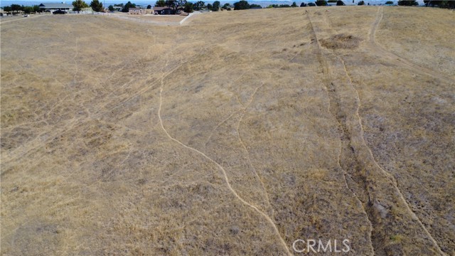 5325 Morning Star Place, Paso Robles CA: https://media.crmls.org/medias/2f2be22c-382d-4cac-adcd-7c4c752ef994.jpg