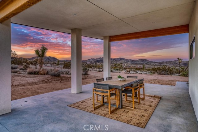 Detail Gallery Image 3 of 26 For 6689 Saddleback Rd, Joshua Tree,  CA 92252 - 2 Beds | 2 Baths