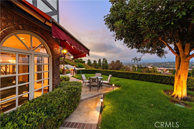 26126 Oroville Place, Laguna Hills CA: https://media.crmls.org/medias/2f2ceffb-990b-4936-b820-f0c51f8c9b9a.jpg