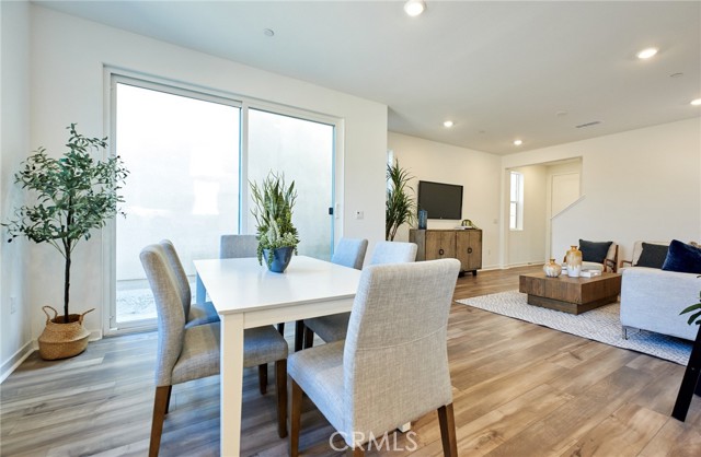 Detail Gallery Image 11 of 55 For 16554 Stone Pine Ln, Fontana,  CA 92336 - 3 Beds | 2/1 Baths