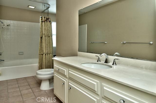 6754 E Leafwood Drive, Anaheim Hills CA: https://media.crmls.org/medias/2f2d3c15-e82a-45e6-bbc5-189214c04150.jpg