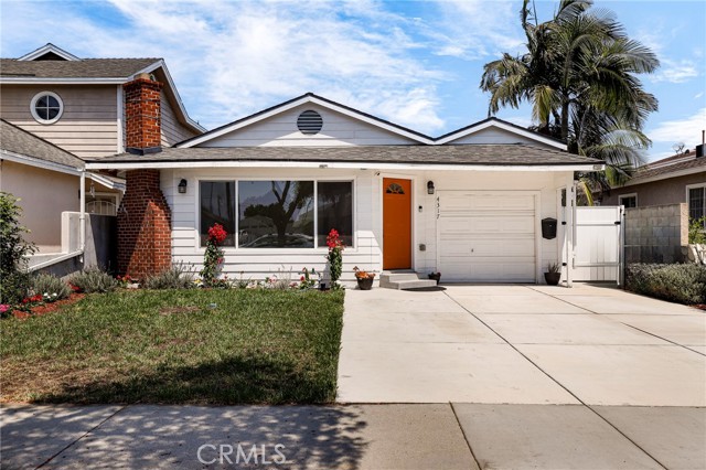 4317 W 166th Street, Lawndale CA: https://media.crmls.org/medias/2f2dad1e-92f6-4aed-a3e2-e4969e52efc9.jpg
