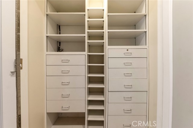 Detail Gallery Image 20 of 43 For 12829 Landale St, Studio City,  CA 91604 - 3 Beds | 2 Baths