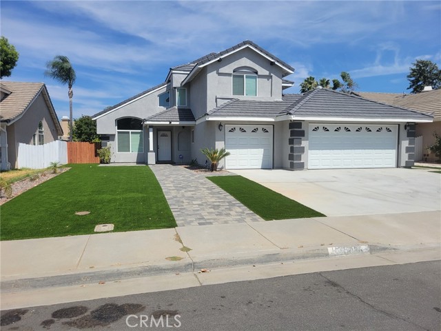 Detail Gallery Image 1 of 11 For 31086 Larchwood St, Menifee,  CA 92584 - 4 Beds | 3 Baths