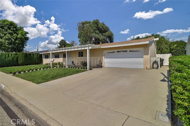 2230 Cordero Avenue, Simi Valley CA: https://media.crmls.org/medias/2f2e1a7c-1f3f-4505-ad1c-350534acd3a7.jpg