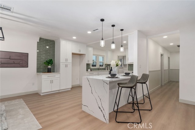 Detail Gallery Image 8 of 28 For 3335 N Mayfield, San Bernardino,  CA 92405 - 3 Beds | 2 Baths