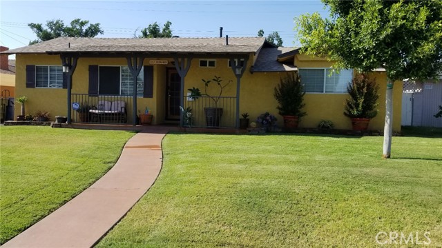 Detail Gallery Image 1 of 35 For 1165 E Alvarado St, Pomona,  CA 91767 - 4 Beds | 3 Baths