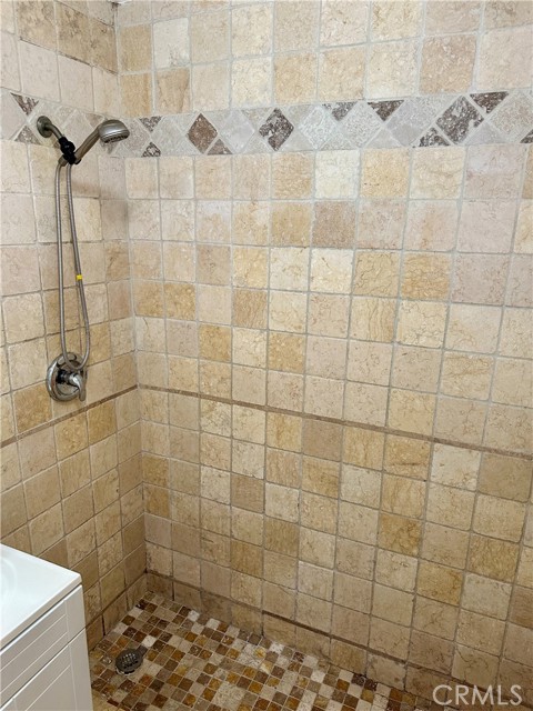 Detail Gallery Image 10 of 10 For 4206 Lowell, Los Angeles,  CA 90032 - 2 Beds | 2 Baths