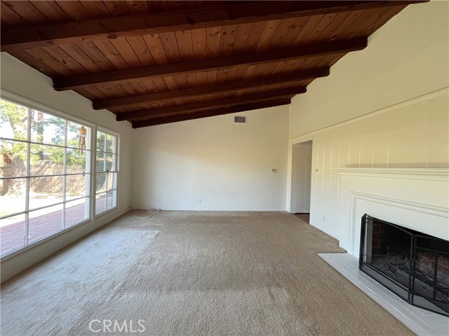 Detail Gallery Image 5 of 14 For 22607 Collins St, Woodland Hills,  CA 91367 - 3 Beds | 2 Baths