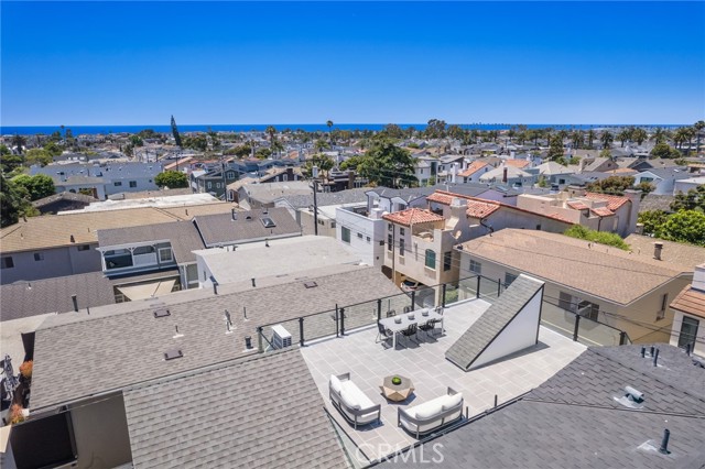 Detail Gallery Image 34 of 34 For 717 Orchid Ave #1/2,  Corona Del Mar,  CA 92625 - 4 Beds | 3 Baths