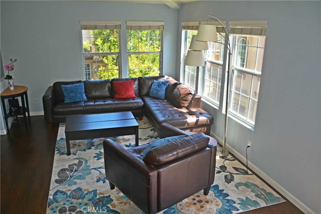 MLS #OC25251058 image #10