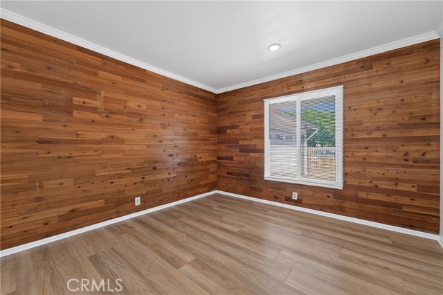6819 Bellaire Avenue photo 27