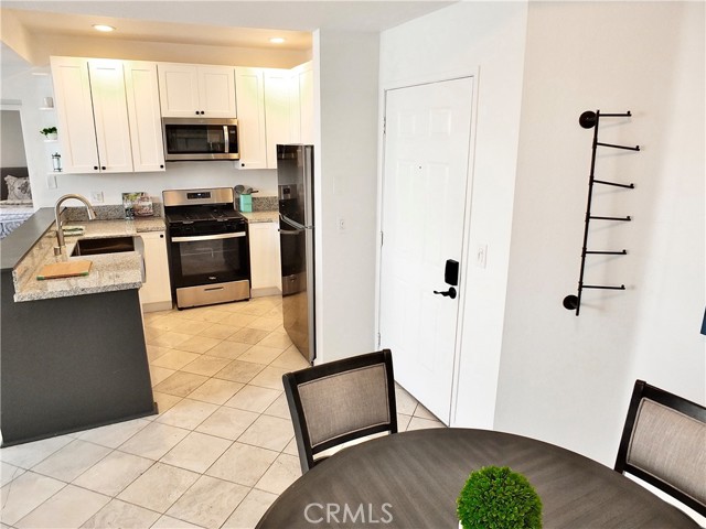 Detail Gallery Image 17 of 47 For 640 W 4th St #403,  Long Beach,  CA 90802 - 2 Beds | 2 Baths