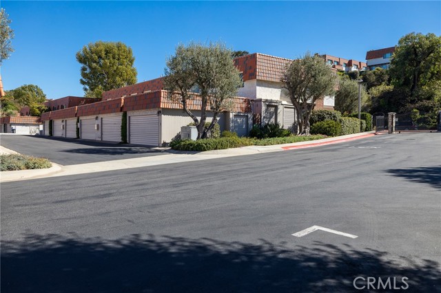 28026 Ridgebluff Court, Rancho Palos Verdes, California 90275, 2 Bedrooms Bedrooms, ,1 BathroomBathrooms,Residential,Sold,Ridgebluff,SB21225244