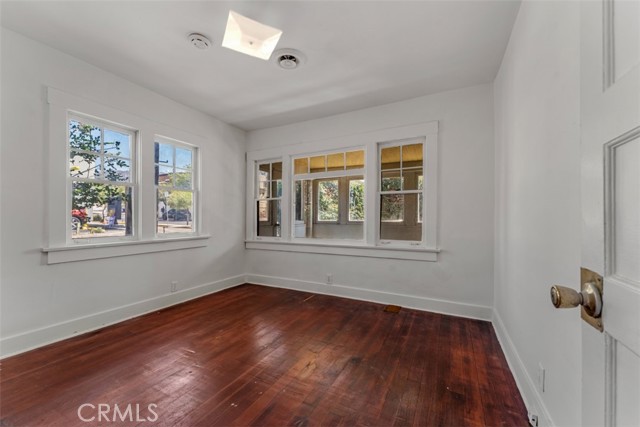 Detail Gallery Image 21 of 39 For 5065 La Roda Ave, Los Angeles,  CA 90041 - 3 Beds | 1 Baths
