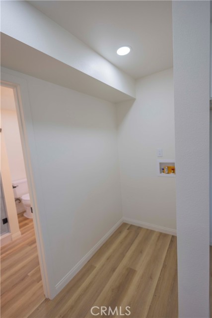 2122 W 10th Street, Santa Ana CA: https://media.crmls.org/medias/2f345951-8ba3-4f38-9a56-51643fc4ca22.jpg
