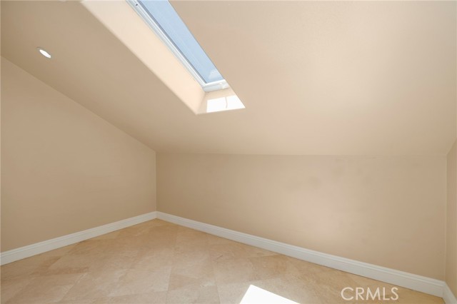 3257 N Big Sky Drive, Thousand Oaks CA: https://media.crmls.org/medias/2f346d13-a337-410b-bee6-02c5f9391723.jpg