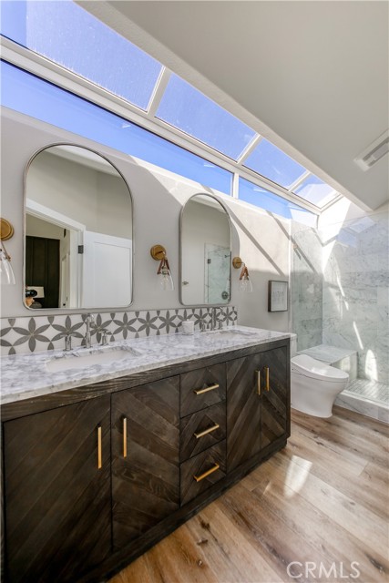 2910 3rd Avenue, Corona del Mar CA: https://media.crmls.org/medias/2f3522f1-928c-4b3a-99b7-f645b1f511f9.jpg