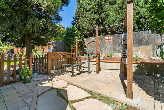 4821 E Kenyon Place, Orange CA: https://media.crmls.org/medias/2f354d37-2eb2-4531-abc2-728edb175cc5.jpg