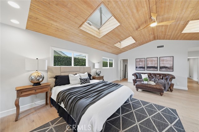 Detail Gallery Image 11 of 68 For 900 Paloma Pl, Fullerton,  CA 92835 - 6 Beds | 3/1 Baths