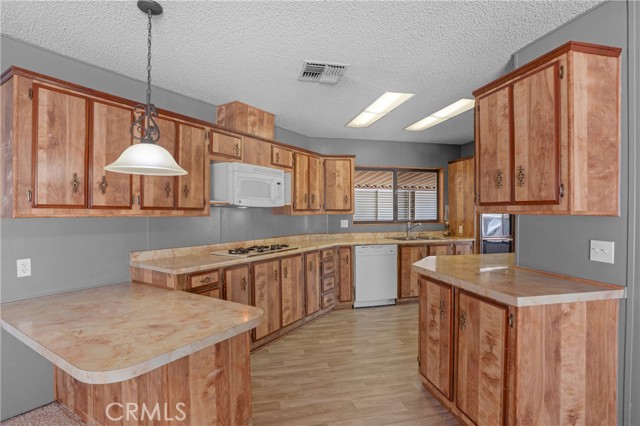 Detail Gallery Image 10 of 37 For 27701 Murrieta Rd #226,  Menifee,  CA 92586 - 2 Beds | 2 Baths