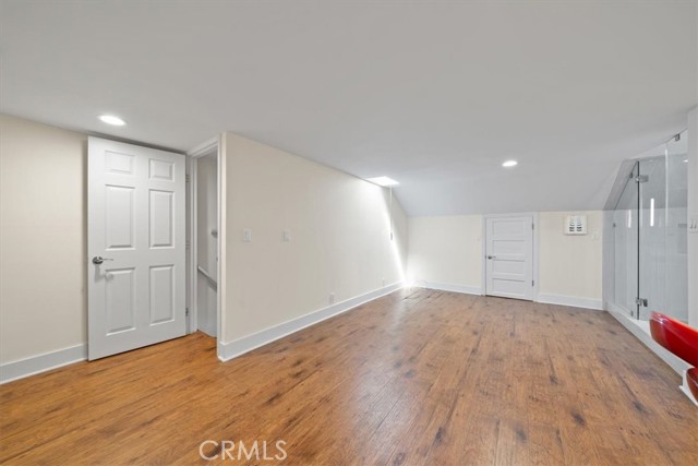 268 S Norton Avenue, Los Angeles CA: https://media.crmls.org/medias/2f364982-6157-4683-b6ba-c8f9cccec80d.jpg