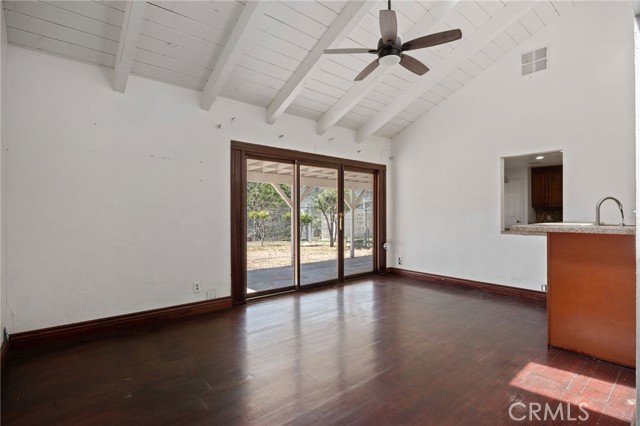 10961 Savona Road, Los Angeles CA: https://media.crmls.org/medias/2f36ee49-51be-45a9-8362-4677831e1b6f.jpg