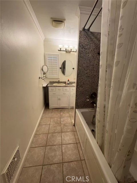 Detail Gallery Image 10 of 23 For 1965 S El Molino, San Marino,  CA 91108 - 4 Beds | 2/1 Baths