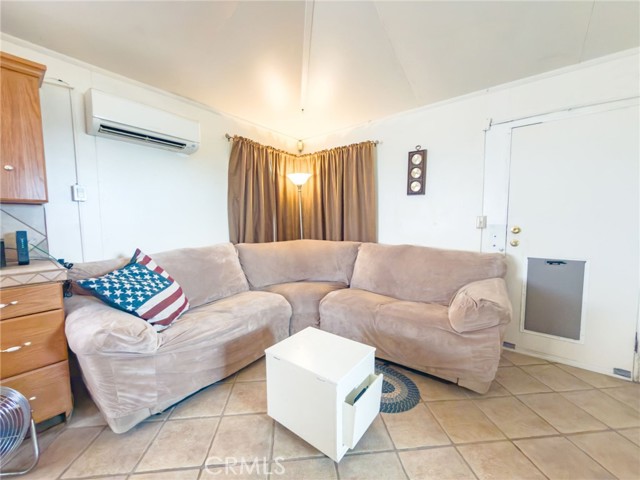 Detail Gallery Image 6 of 48 For 58388 Aberdeen Dr, Yucca Valley,  CA 92284 - 1 Beds | 1 Baths