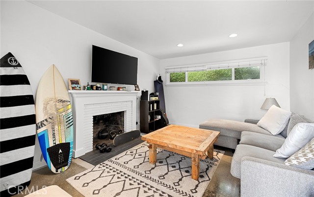 256 Avenida Madrid, San Clemente CA: https://media.crmls.org/medias/2f3892c9-e2bc-4a90-8249-08828622ffd4.jpg