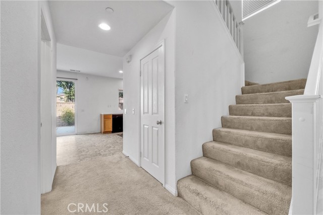 Detail Gallery Image 8 of 49 For 4563 Nicole Way, Riverside,  CA 92501 - 4 Beds | 2/1 Baths