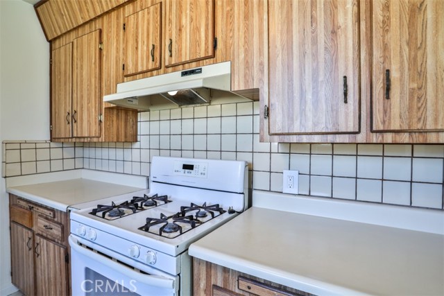 Detail Gallery Image 11 of 40 For 13611 Rockenbach St, Baldwin Park,  CA 91706 - 3 Beds | 1/1 Baths